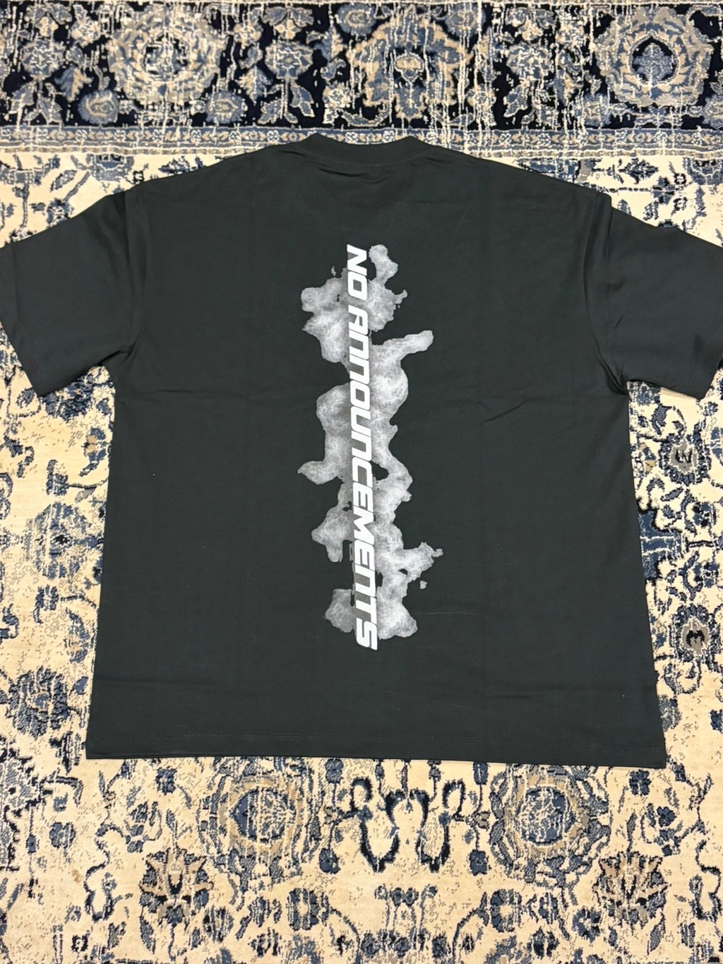 NO ANNOUNCEMENTS TEE — BLACK